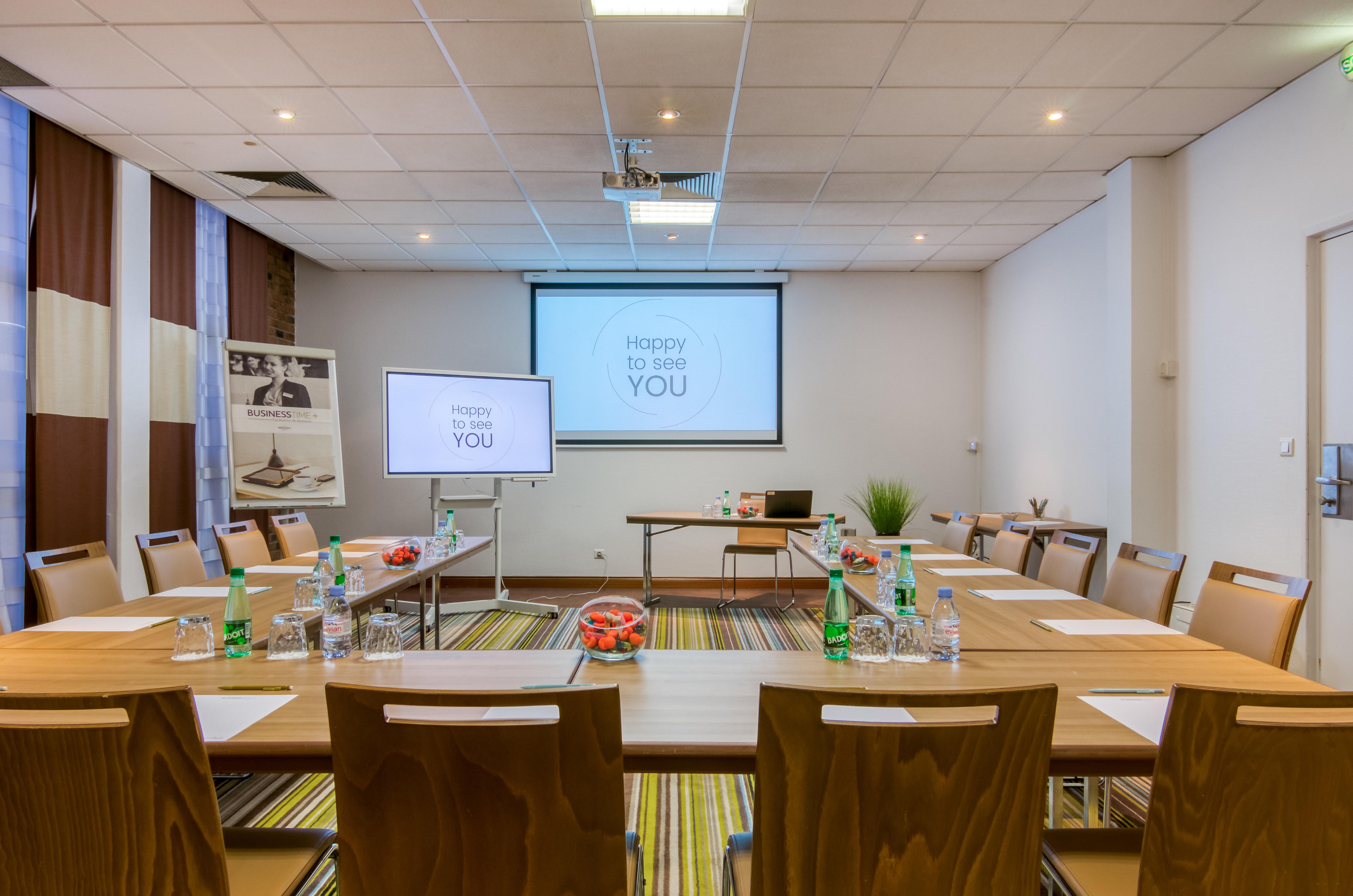 Hotel Mercure Lille Aeroport Ngoại thất bức ảnh